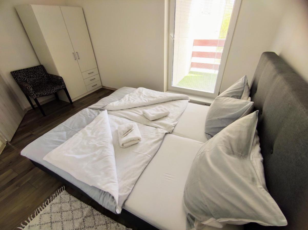 Comfort Apartment For 6 & Loggia & Free Parking Zilina Exterior photo